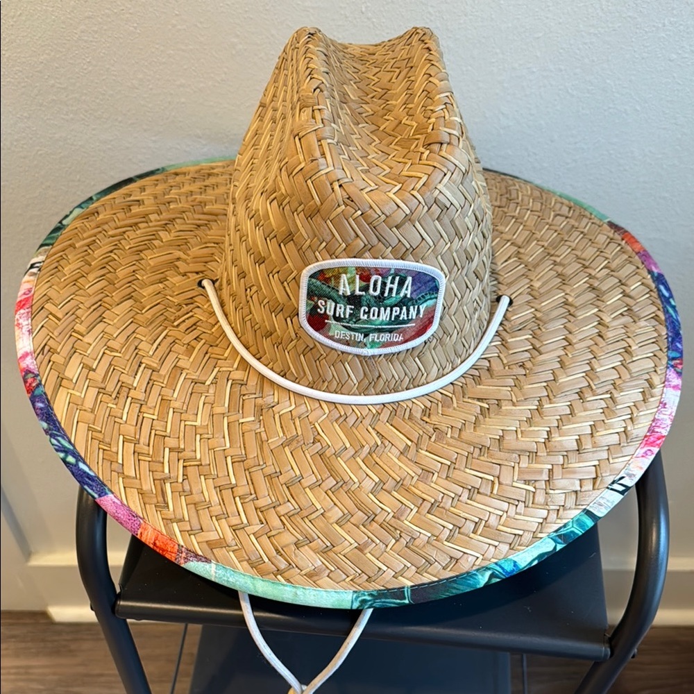 Vibrant Turtle Print Straw Hat
